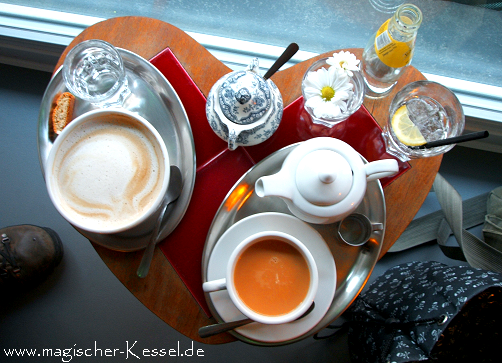 Das Montoya in Berlin Friedrichshain (Café/Lounge/Coiffeur)