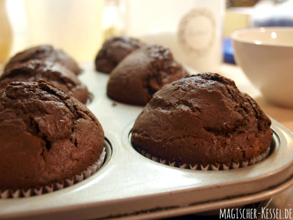 Grundrezept Schokoladenmuffins / Schokoladencupcakes - gut, um später gefüllt zu werden.